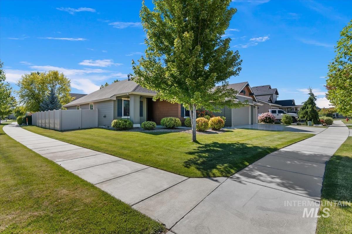 584 N Synergy Way