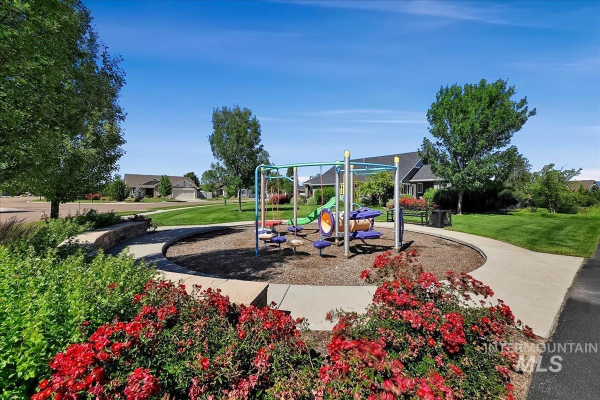 584 N Synergy Way