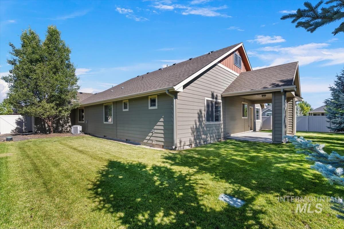 584 N Synergy Way