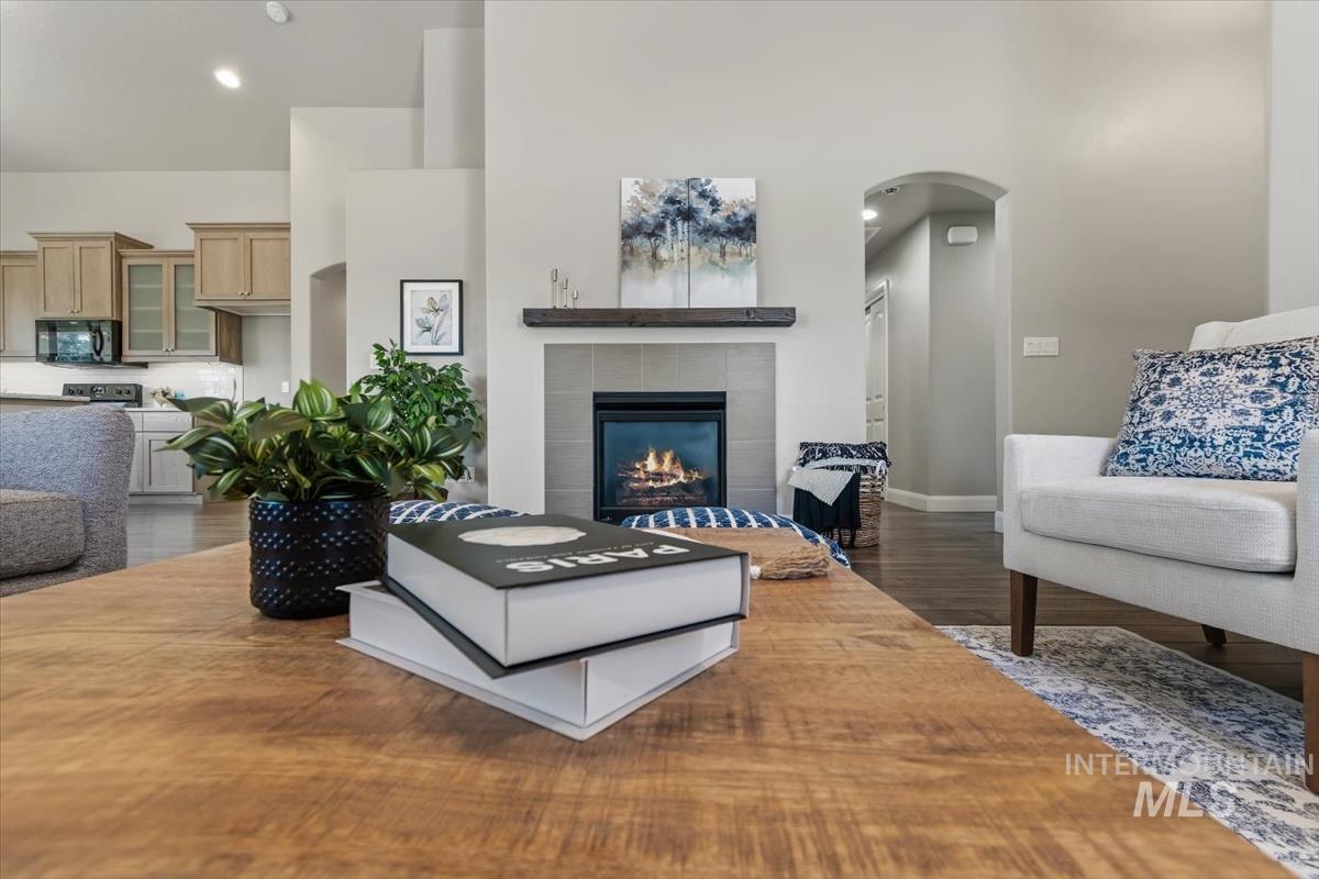 584 N Synergy Way