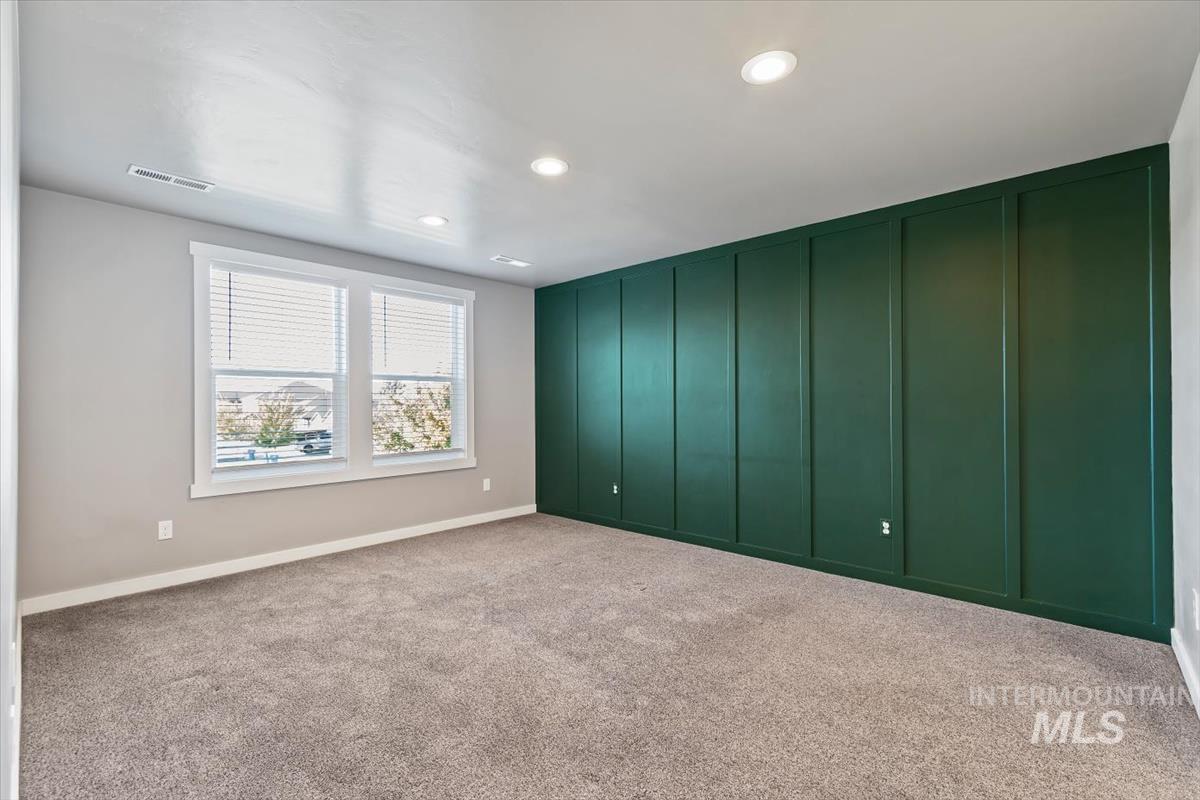 12534 W Oneida St.