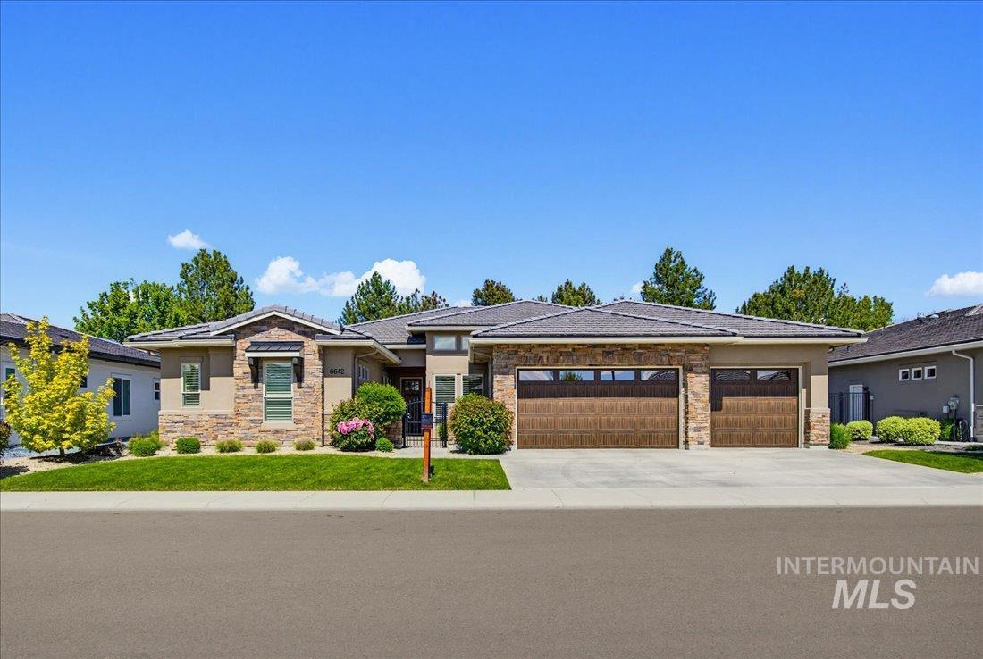 6642 N Crantini Way