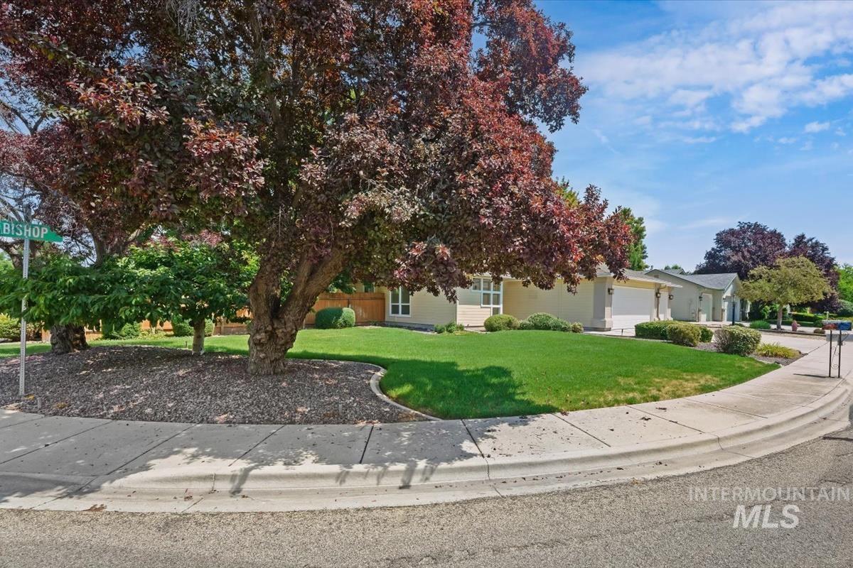 1468 E Bishop Dr.