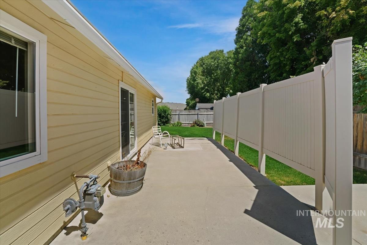 1468 E Bishop Dr.