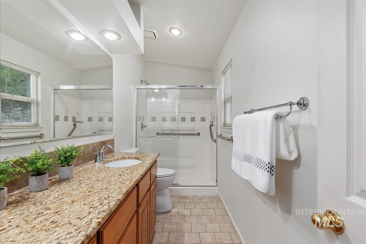 1468 E Bishop Dr.