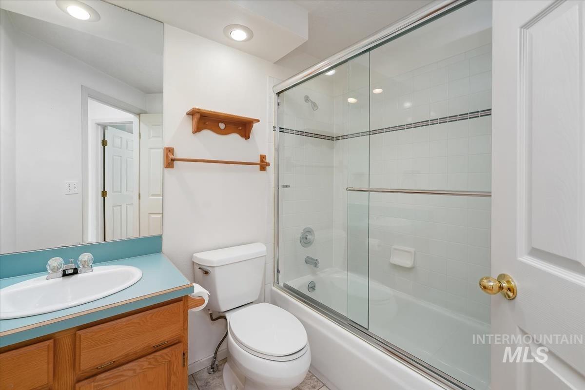 1468 E Bishop Dr.