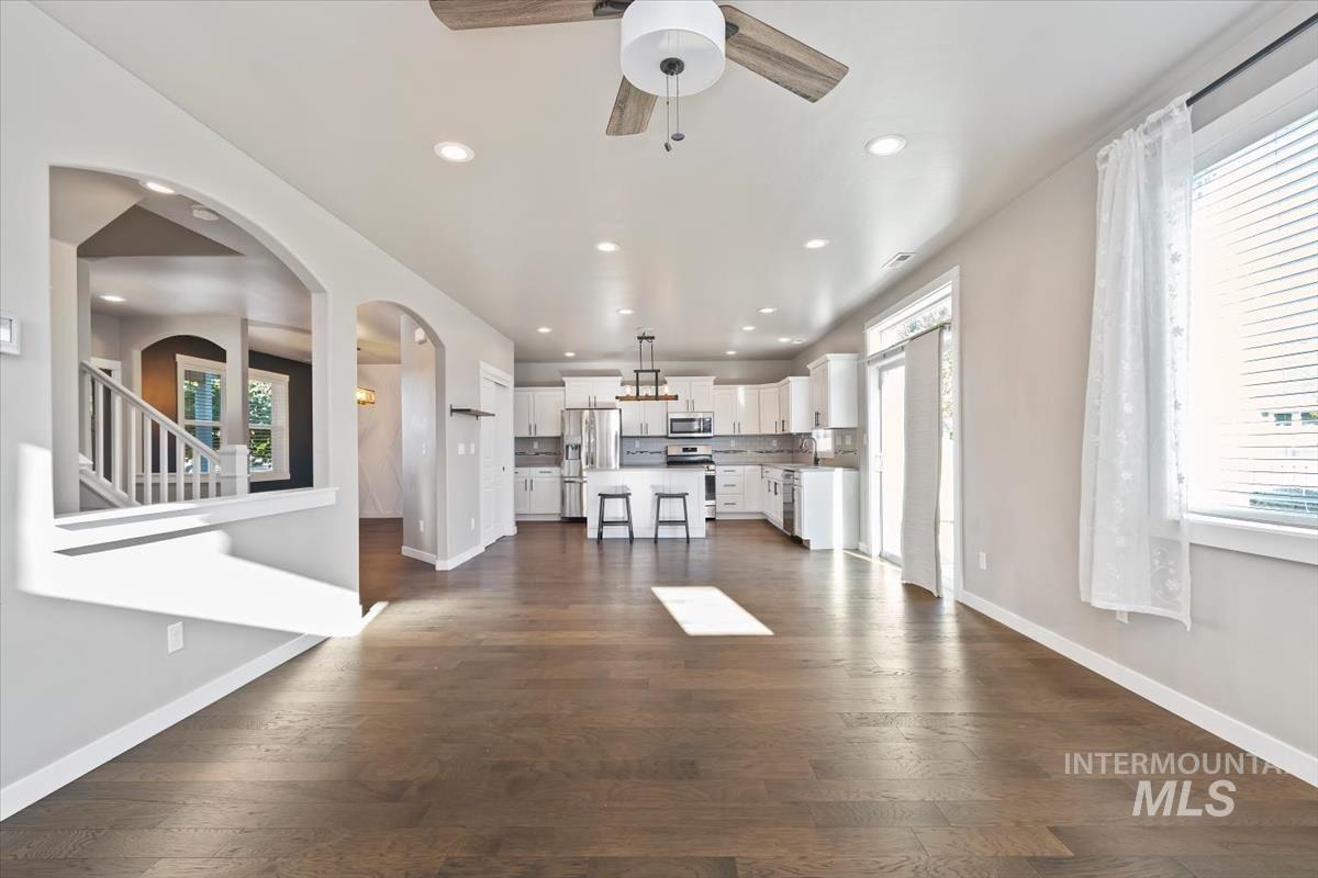 12534 W Oneida St.