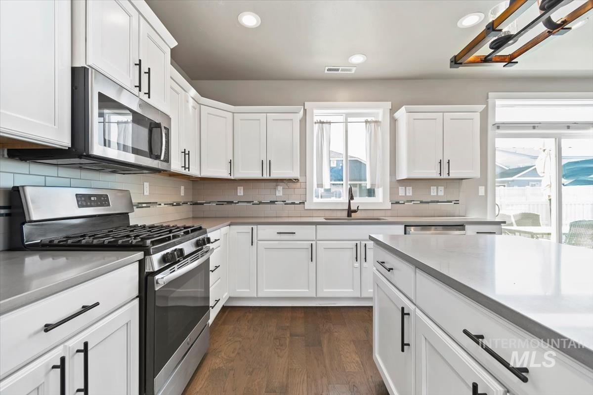 12534 W Oneida St.