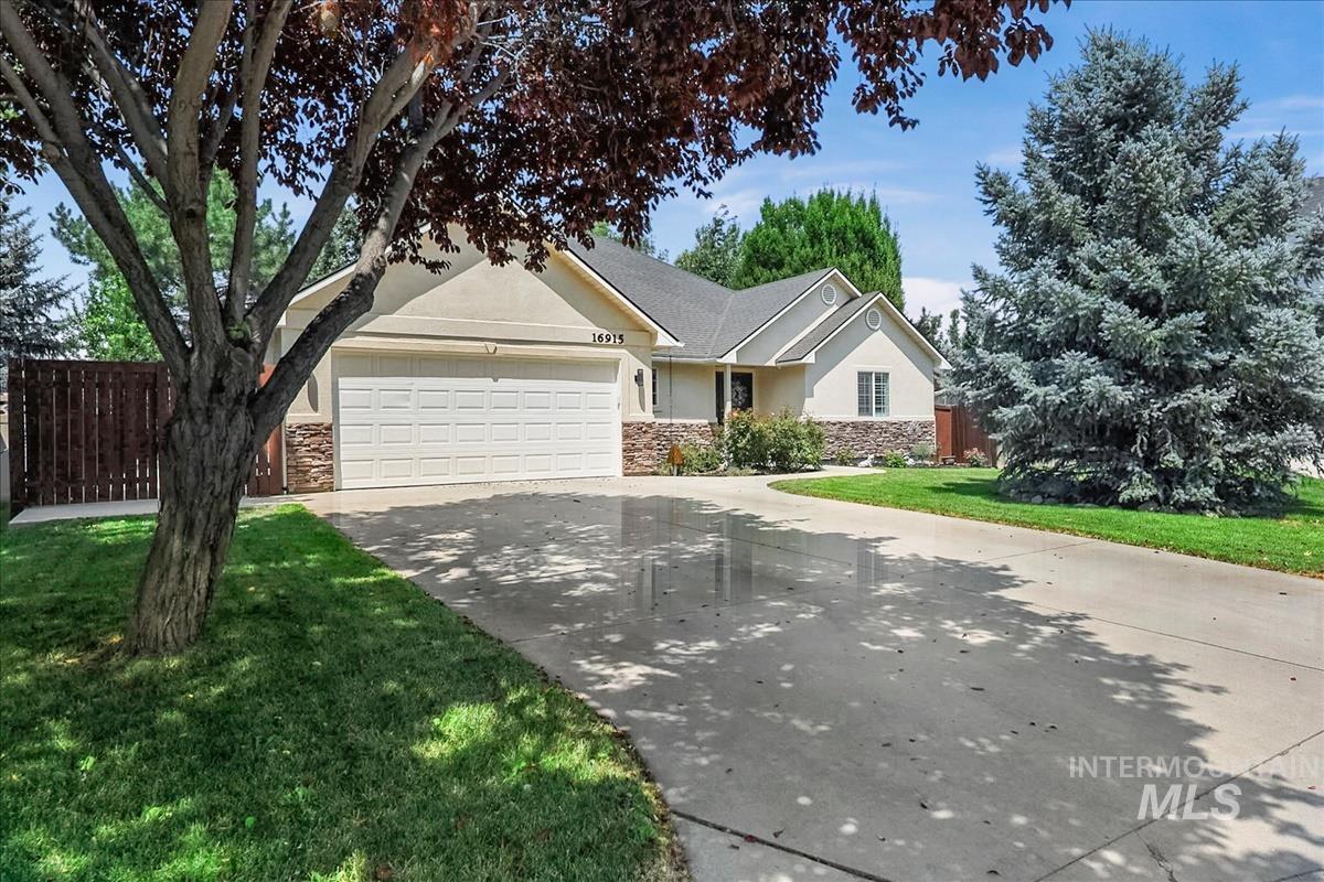 16915 N Darmady Loop