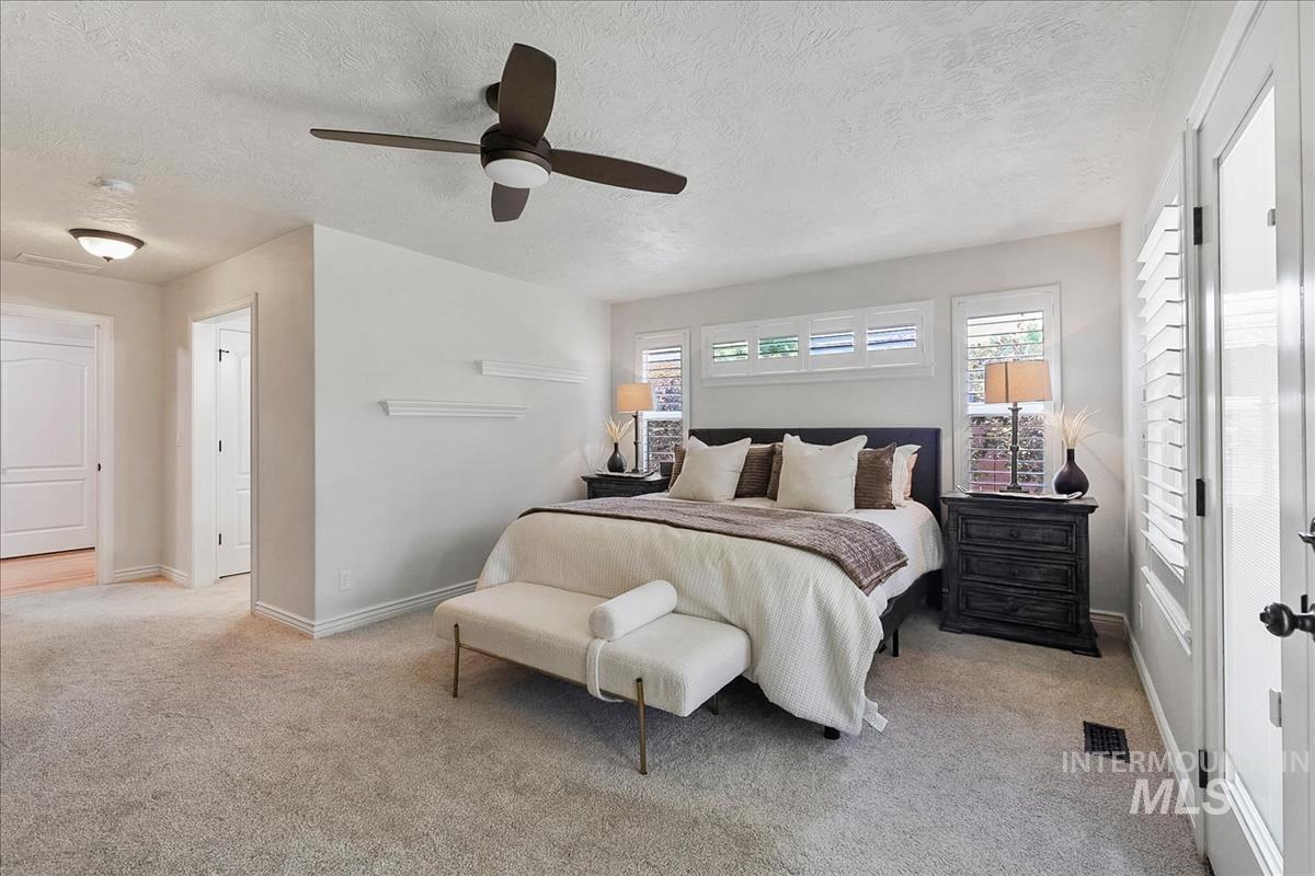 16915 N Darmady Loop
