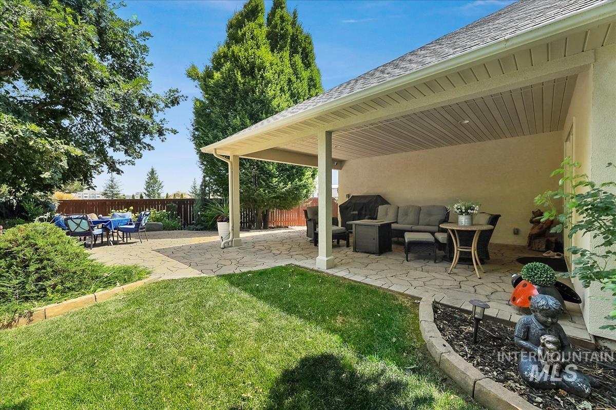 16915 N Darmady Loop