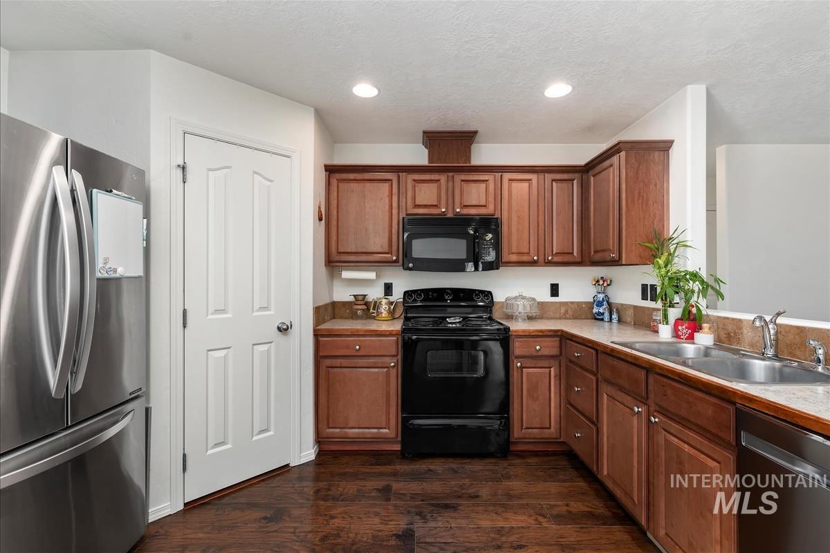 9431 W Idlewood Dr.