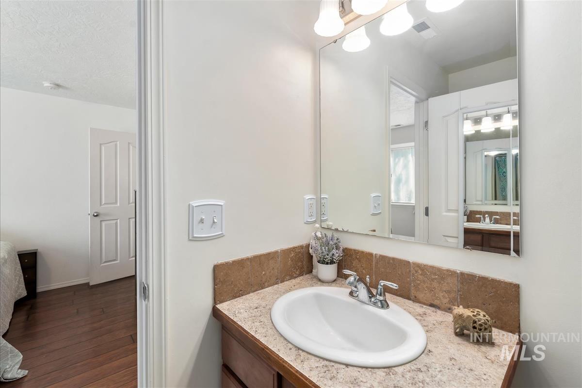 9431 W Idlewood Dr.