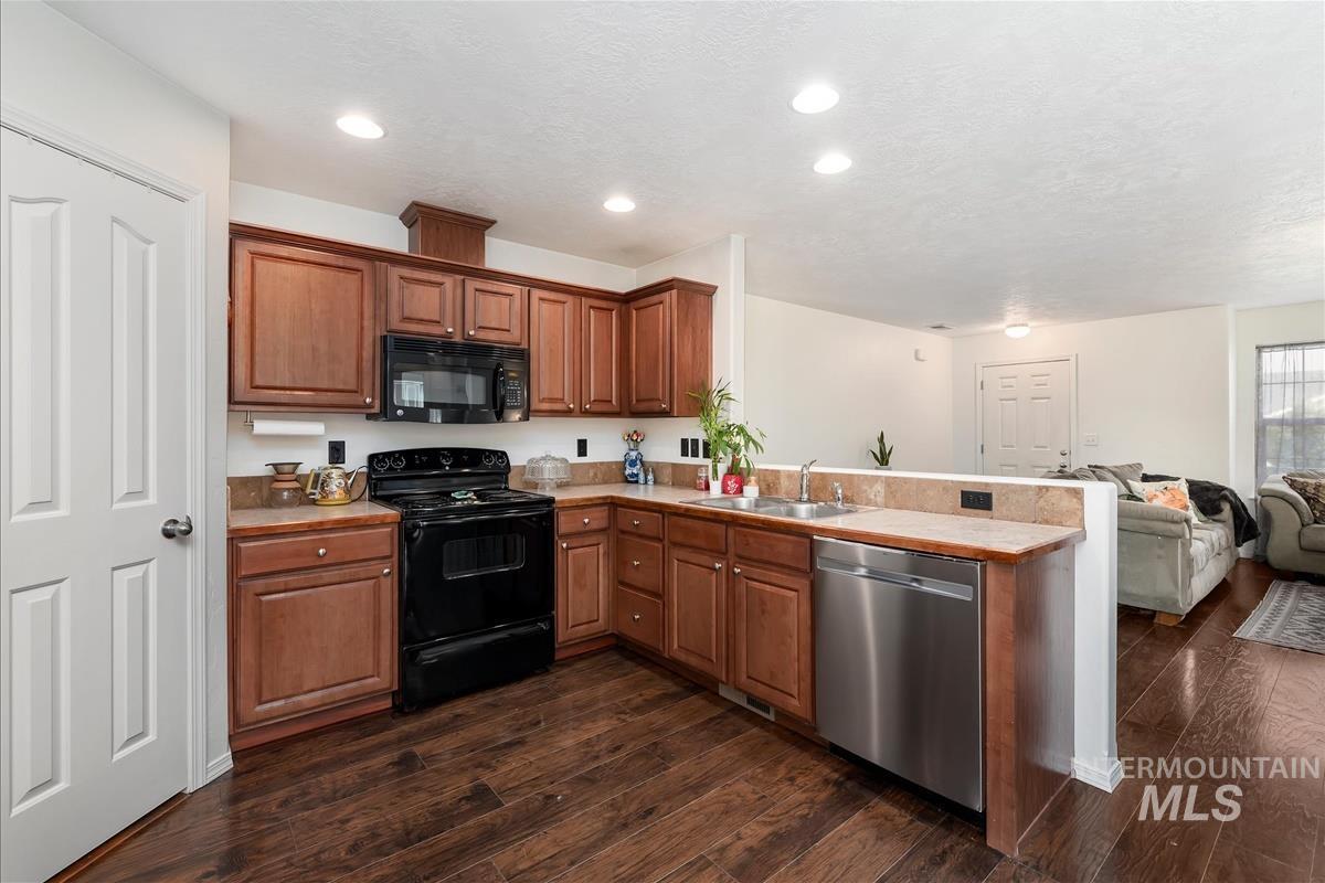 9431 W Idlewood Dr.