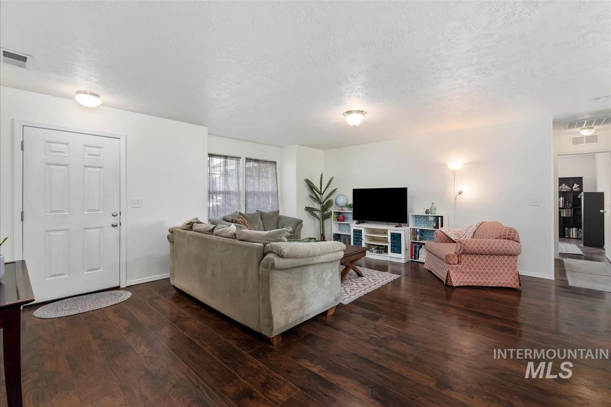 9431 W Idlewood Dr.
