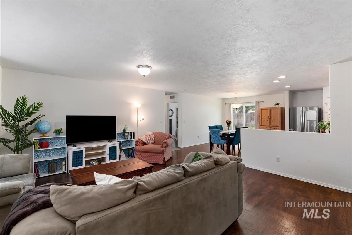 9431 W Idlewood Dr.
