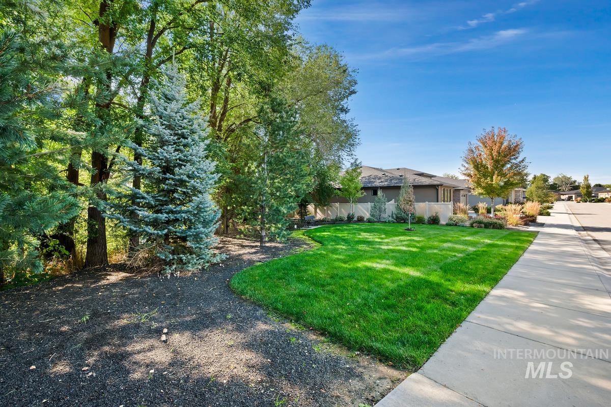 6170 W Ina Drive