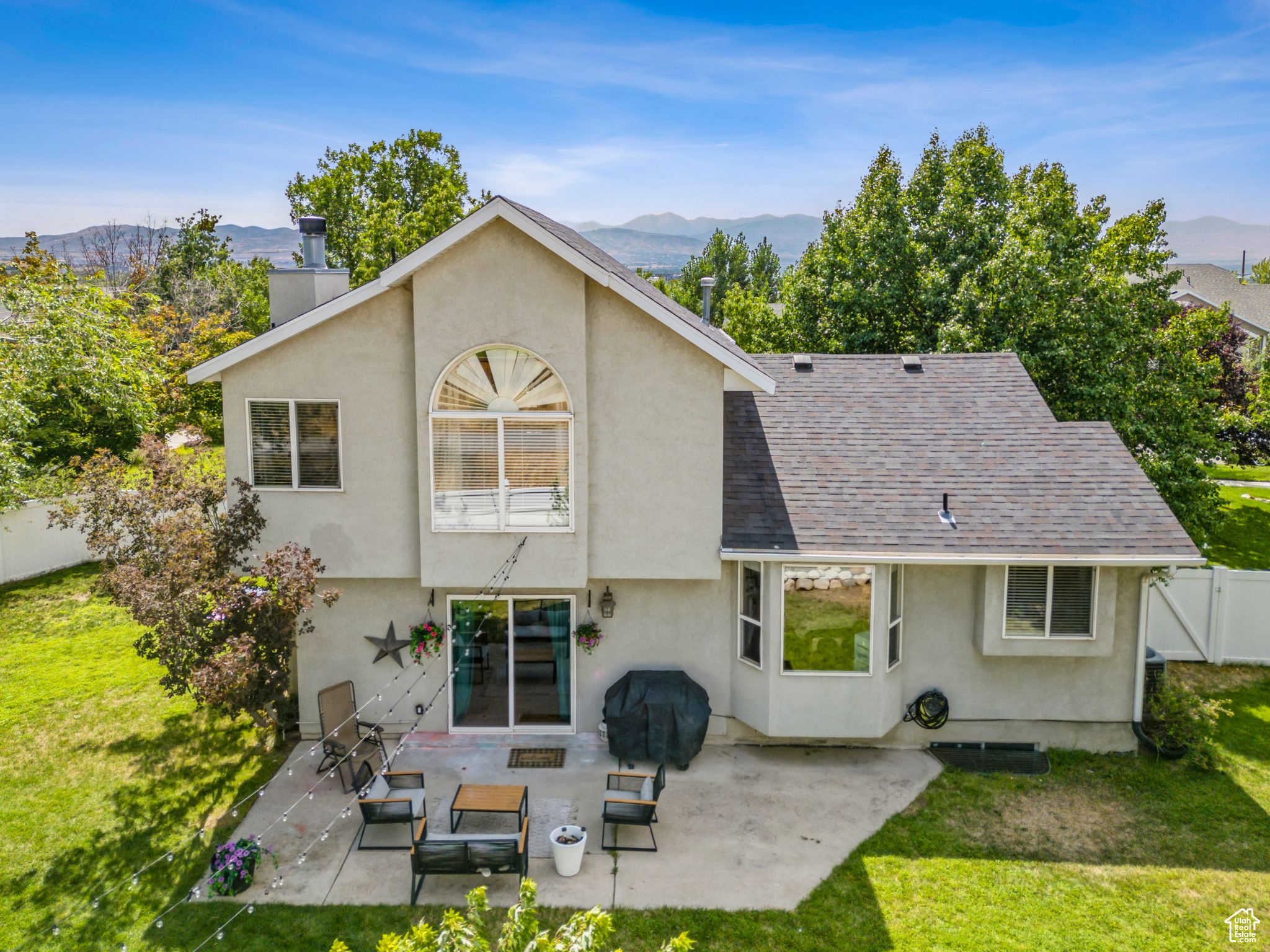 12103 S HERON RIDGE CIR