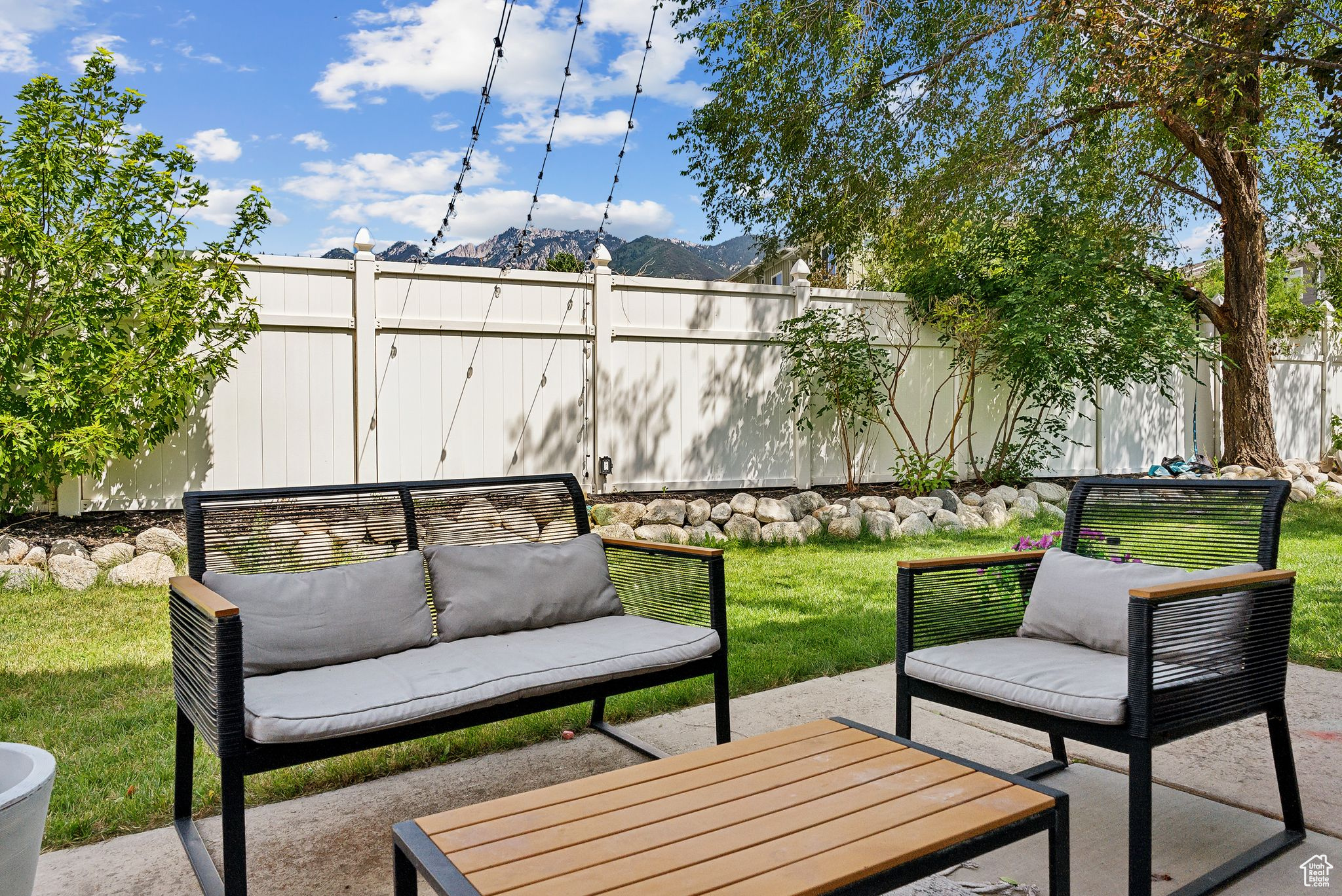 12103 S HERON RIDGE CIR