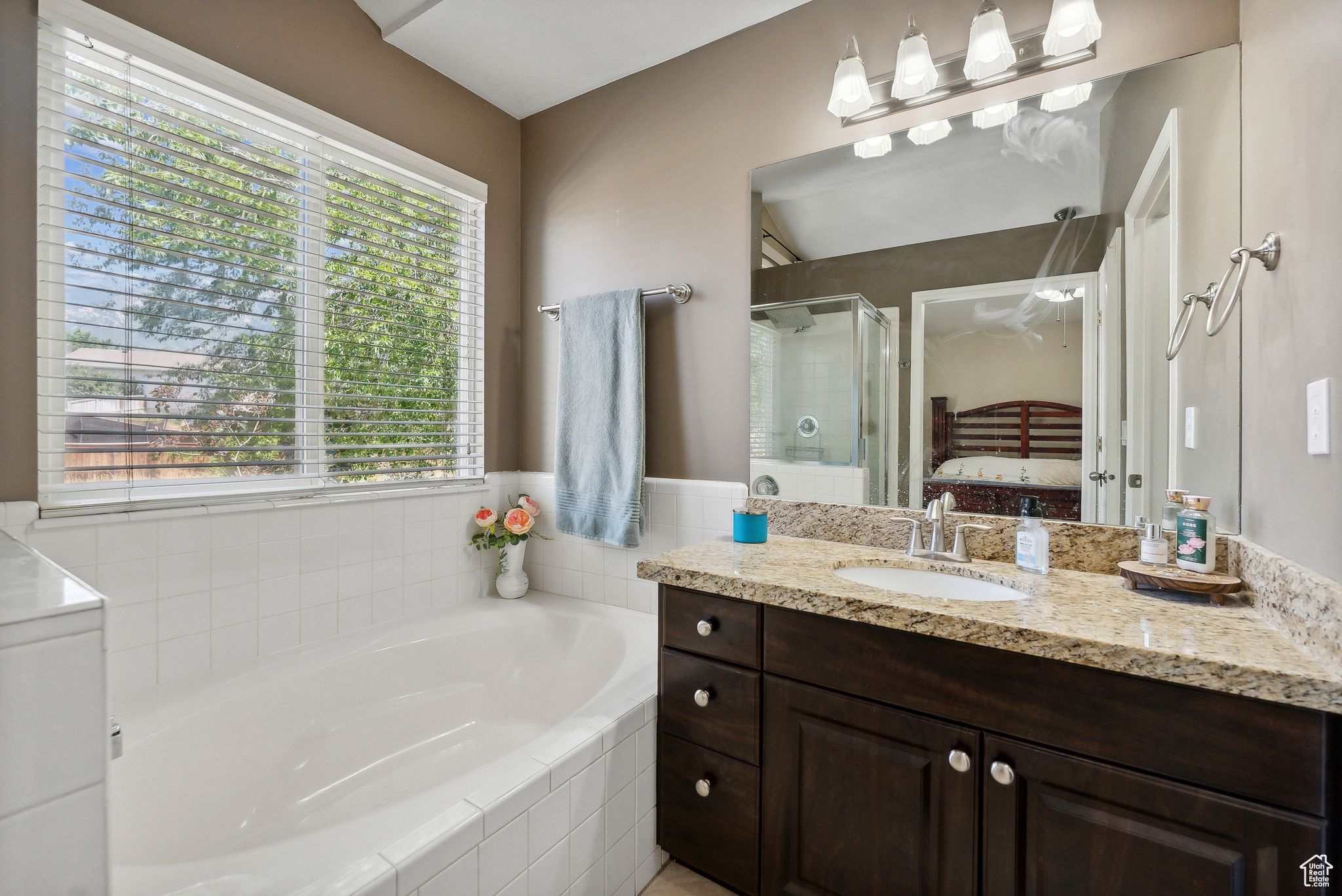 12103 S HERON RIDGE CIR