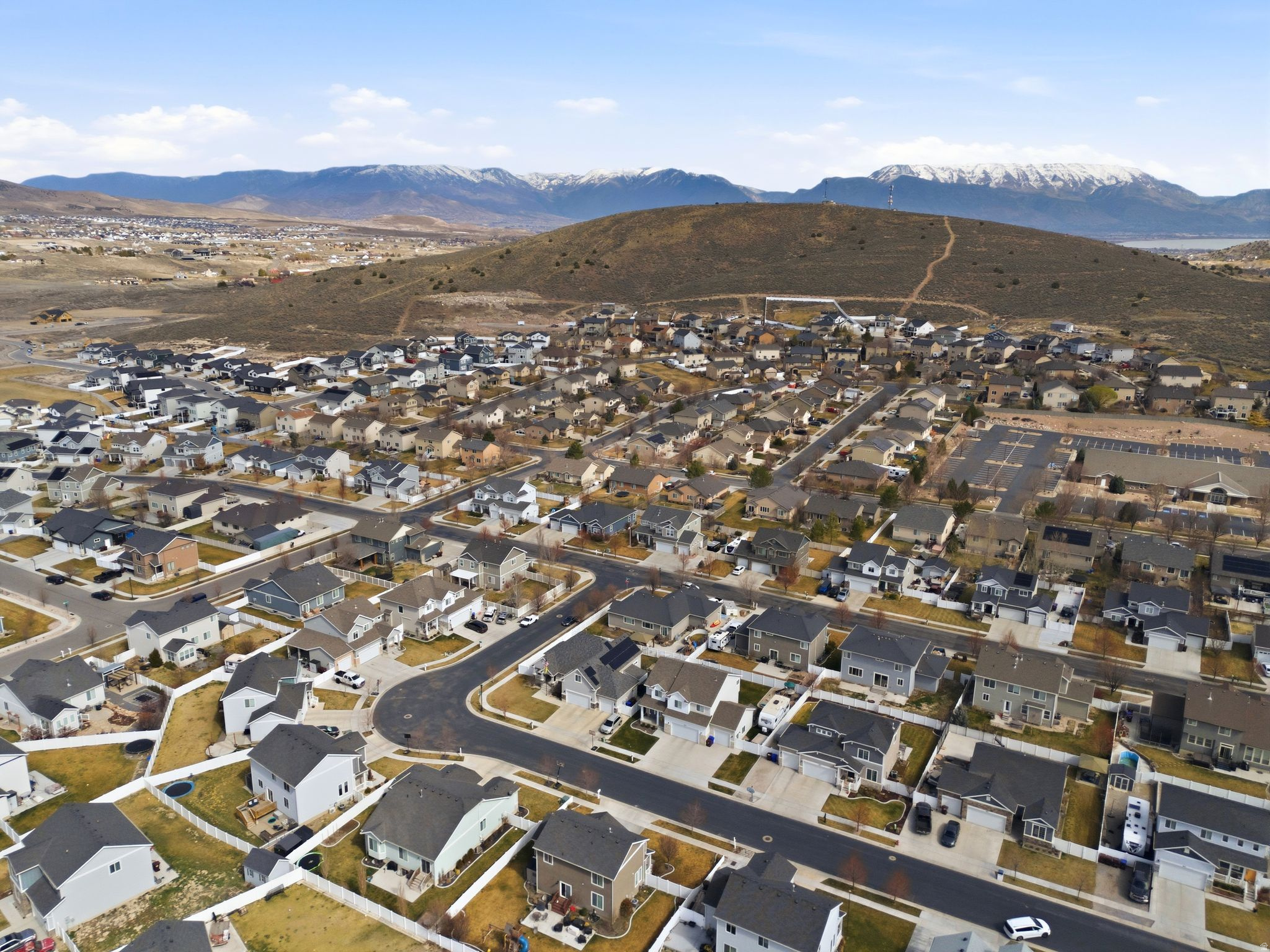 7721 N BRISTLECONE RD