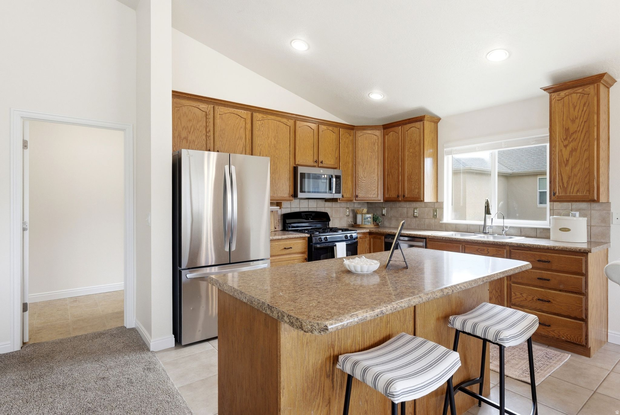 7721 N BRISTLECONE RD