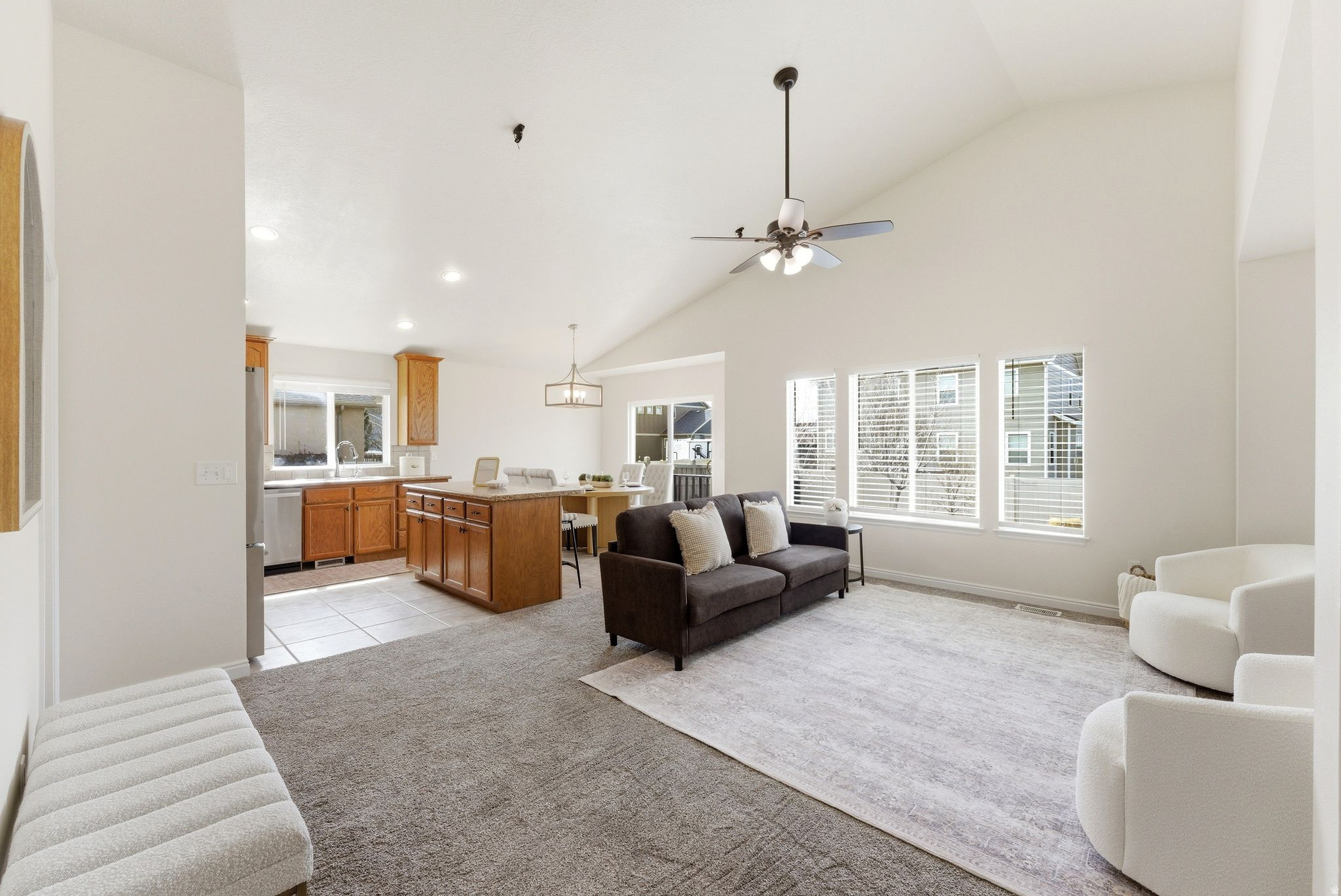 7721 N BRISTLECONE RD