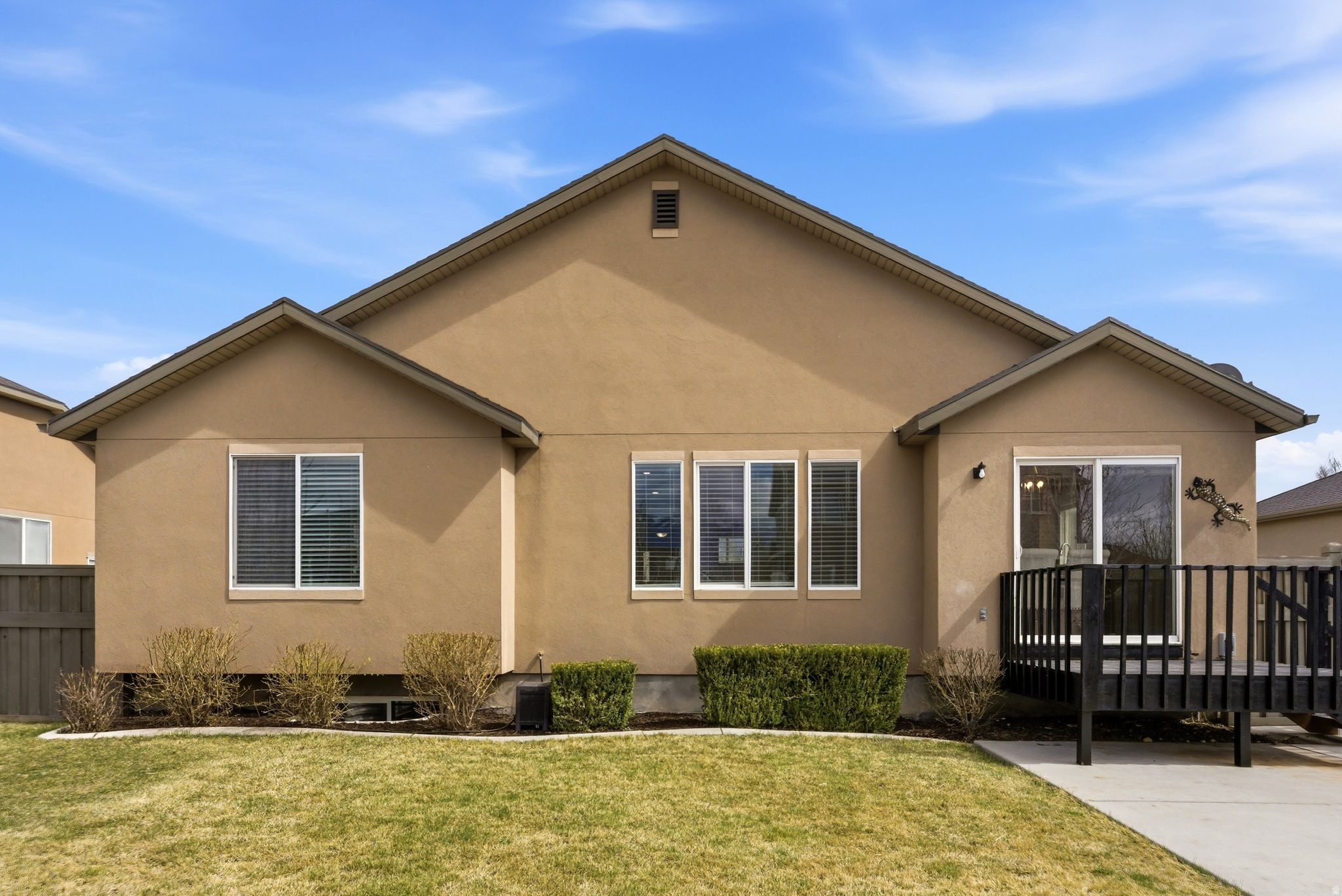 7721 N BRISTLECONE RD