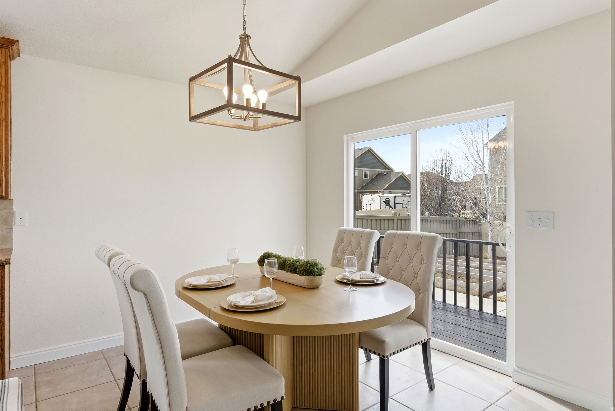 7721 N BRISTLECONE RD