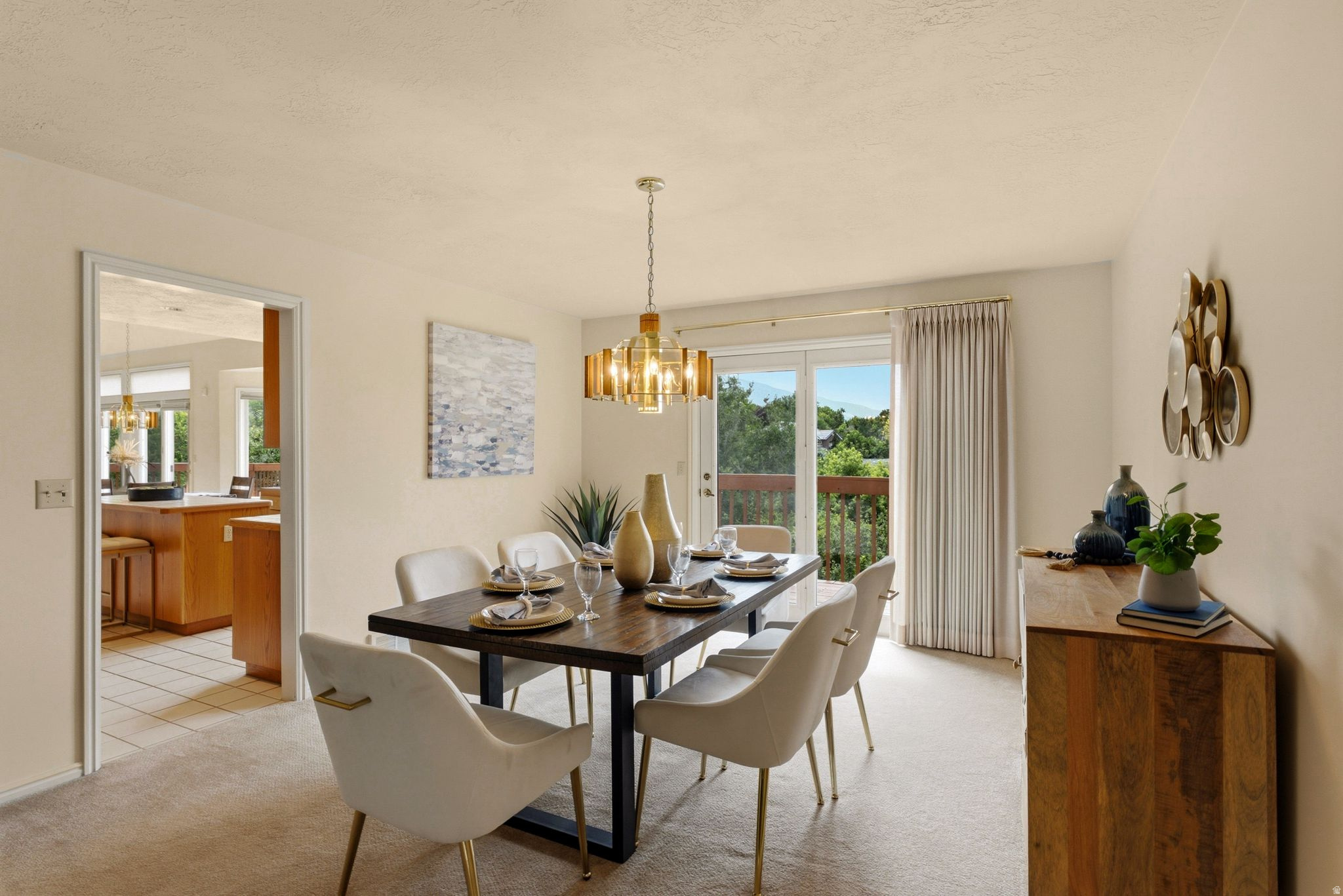 923 W WILSHIRE CT