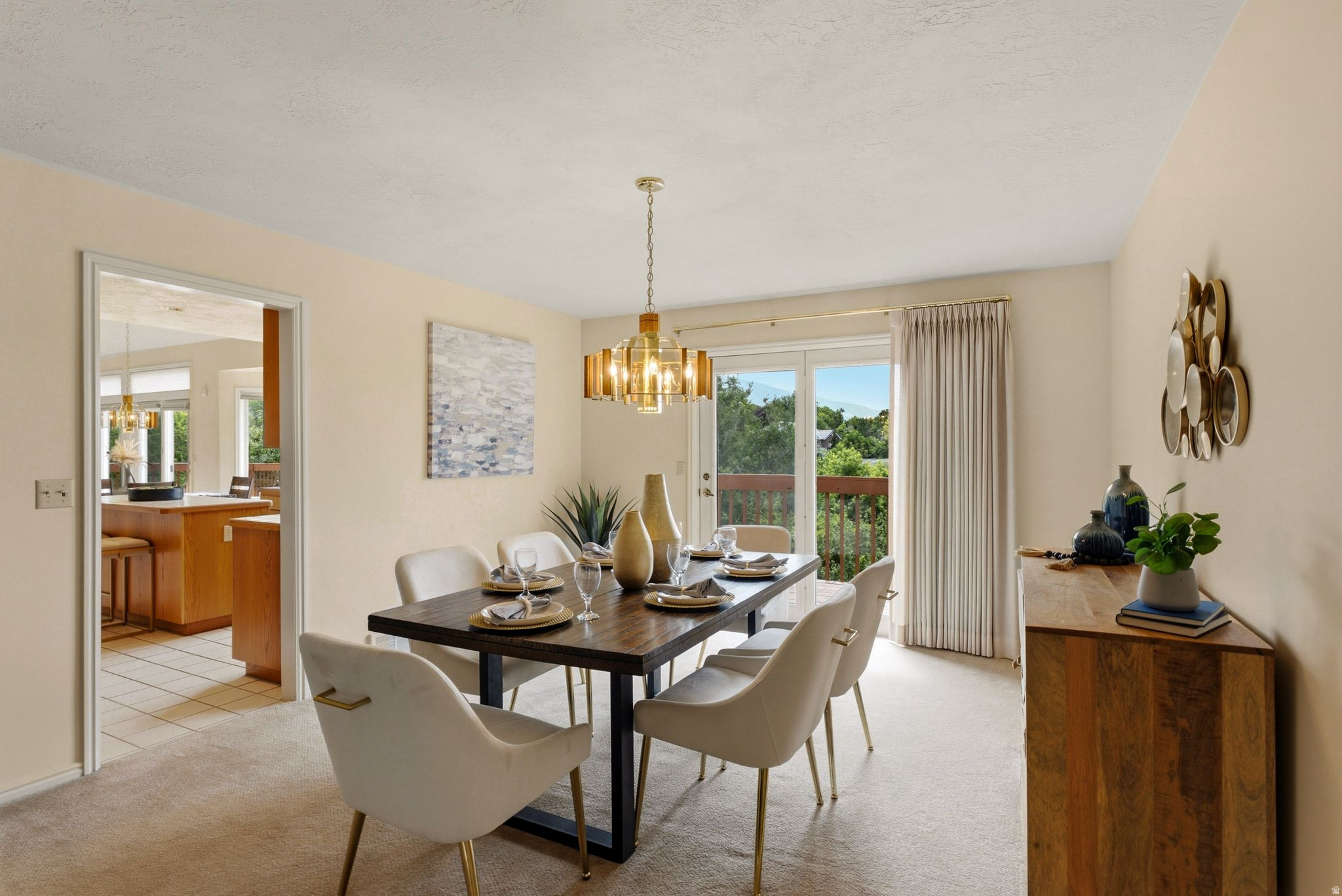 923 W WILSHIRE CT