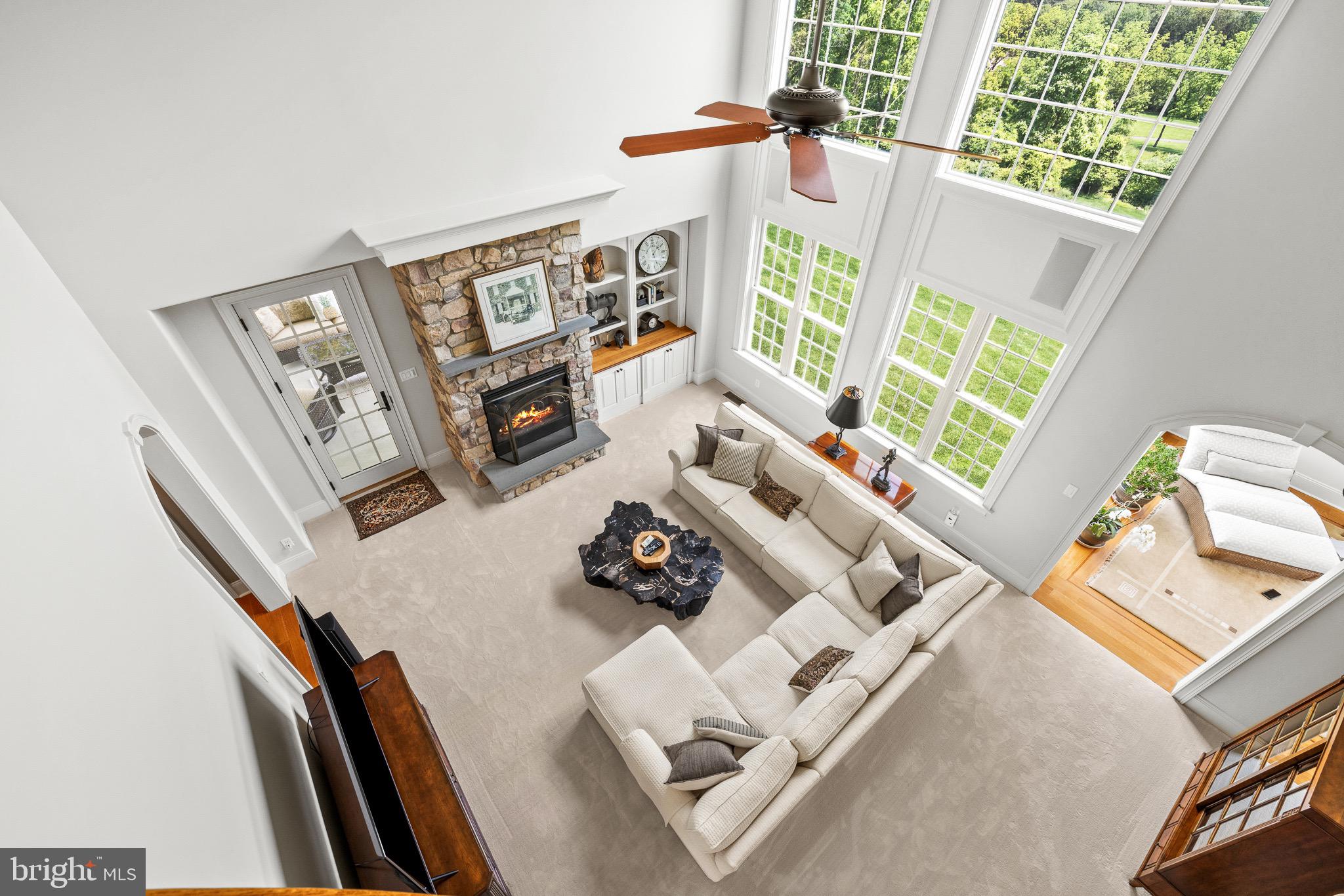 5835 RIDGEVIEW DRIVE