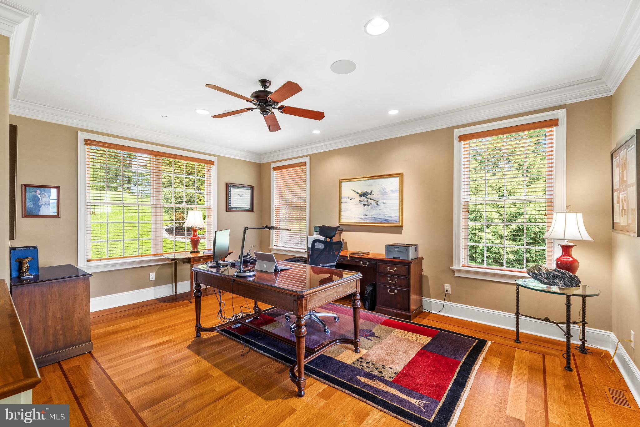 5835 RIDGEVIEW DRIVE