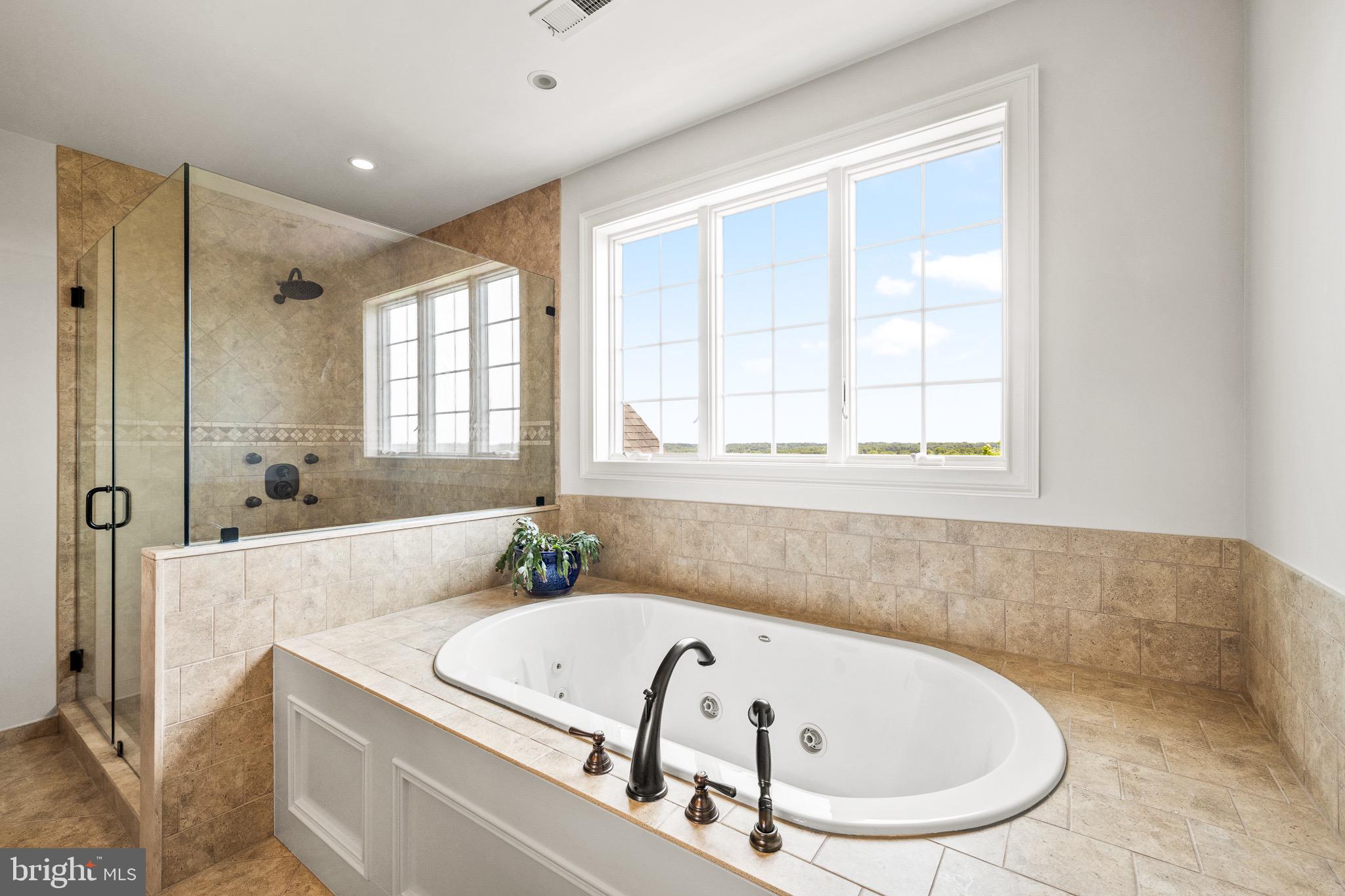 5835 RIDGEVIEW DRIVE