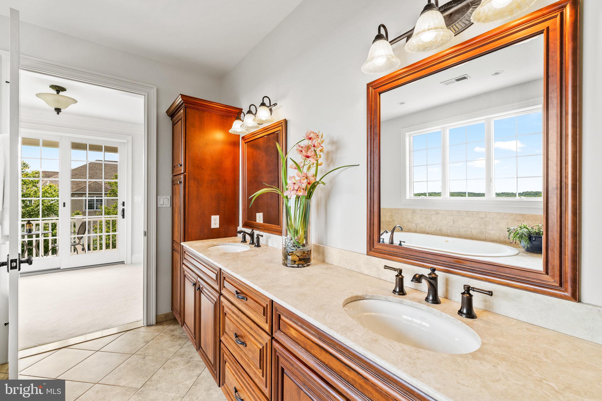 5835 RIDGEVIEW DRIVE