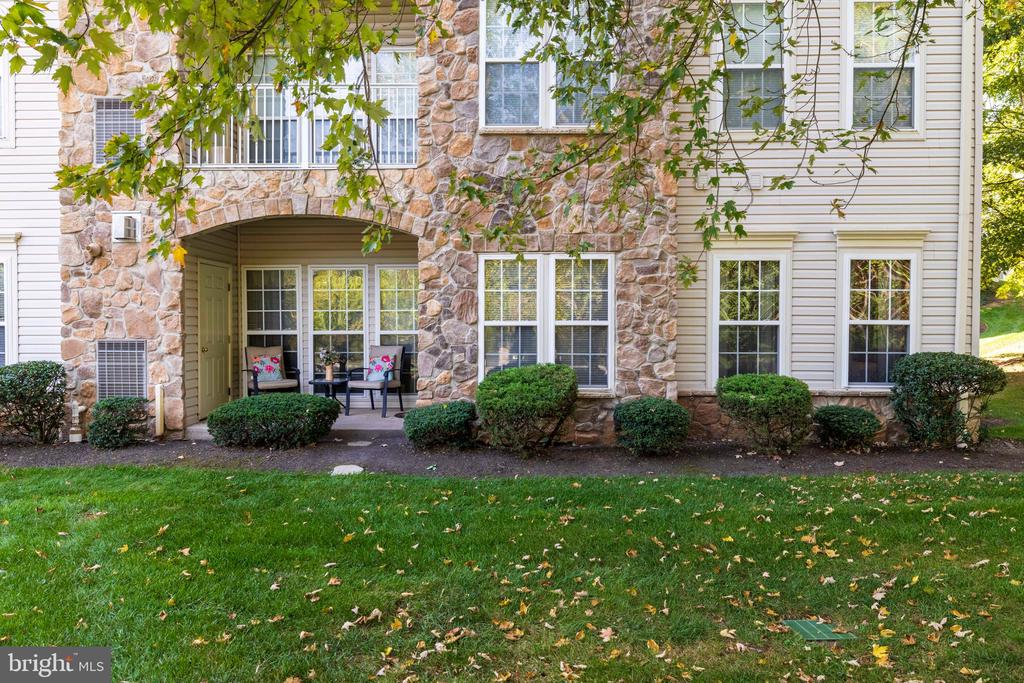 100 FIDDLELEAF LANE 104