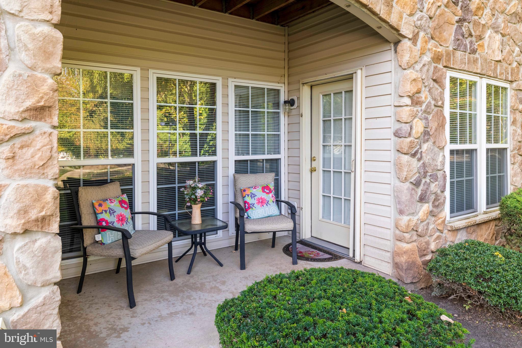 100 FIDDLELEAF LANE 104