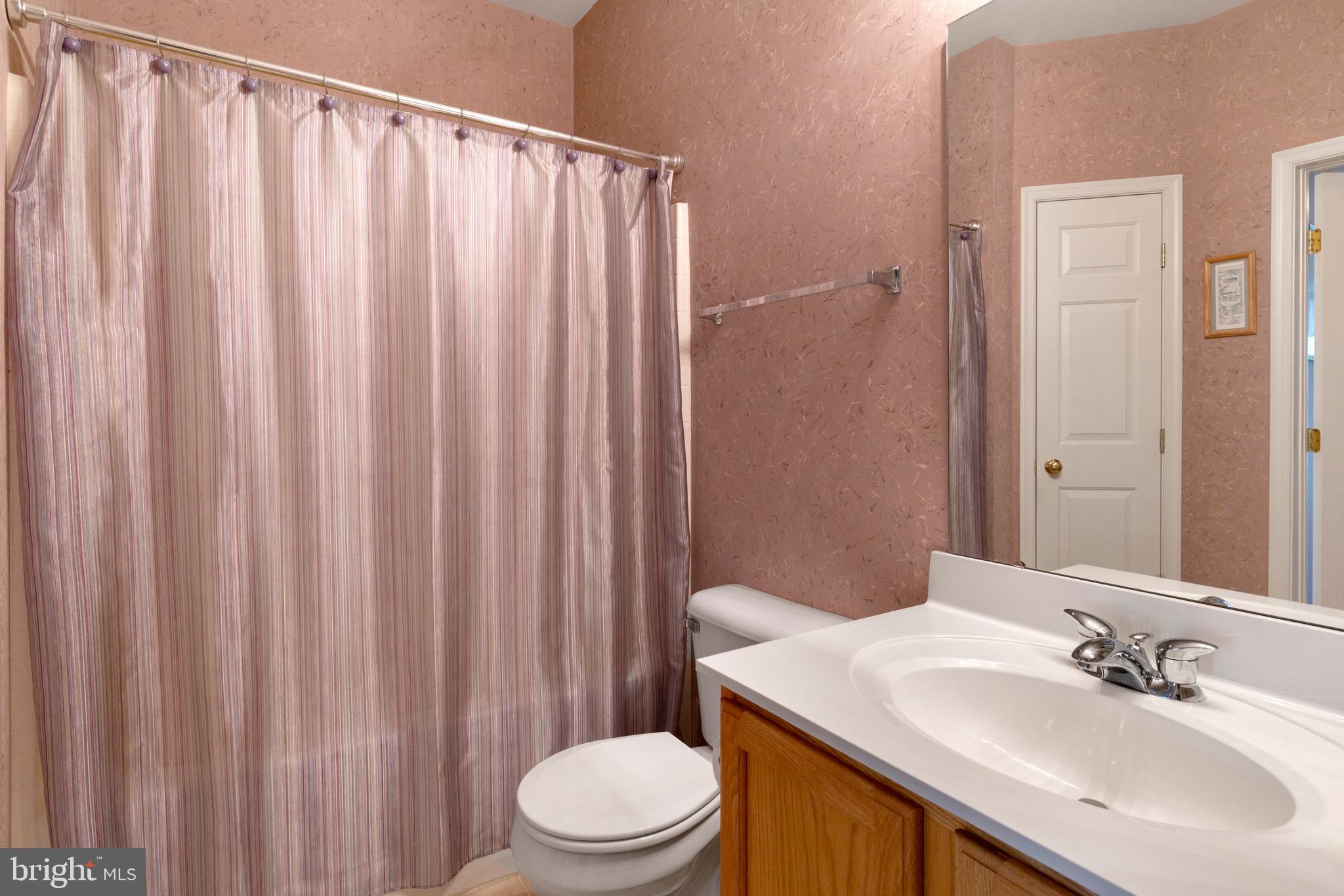 100 FIDDLELEAF LANE 104