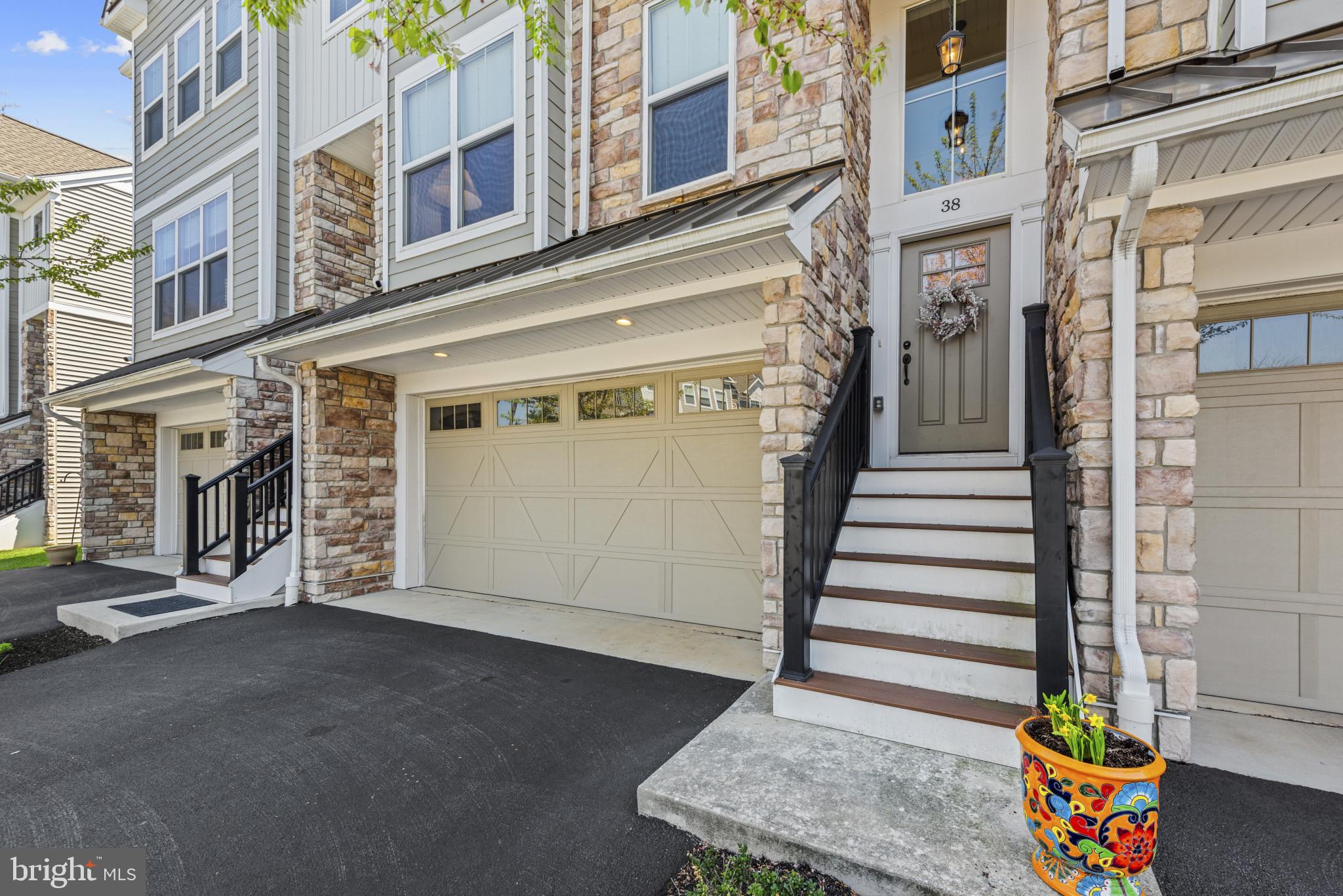 38 New Countryside Dr