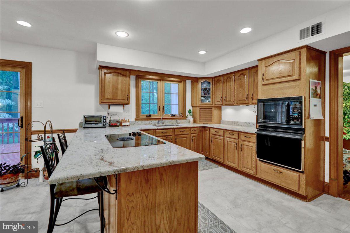 586 Berwyn Baptist Rd