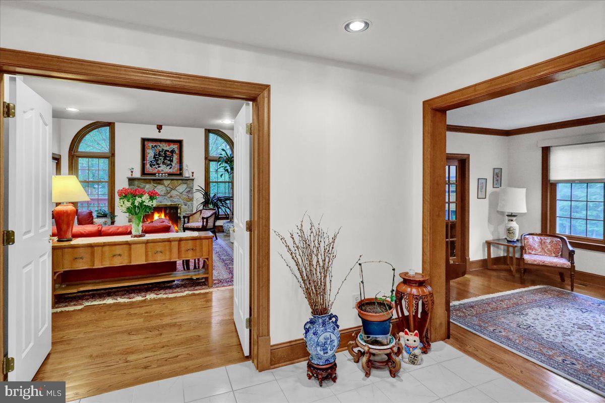 586 Berwyn Baptist Rd