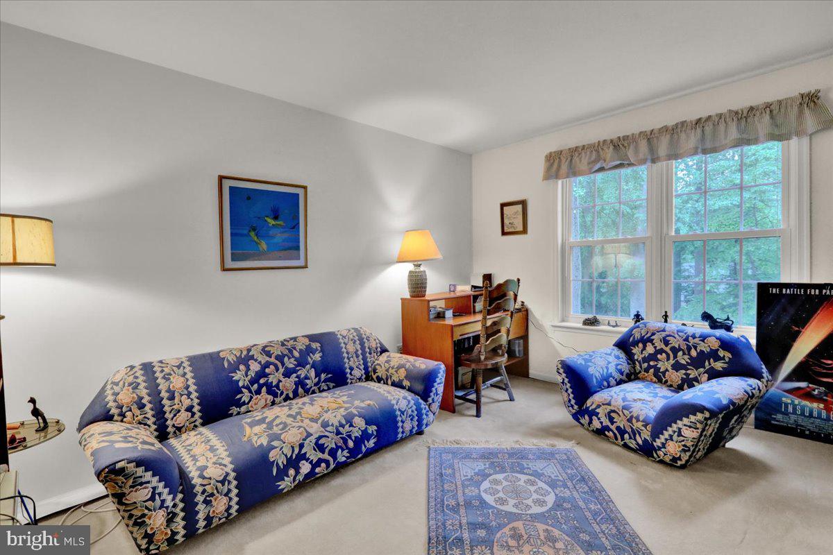 586 Berwyn Baptist Rd