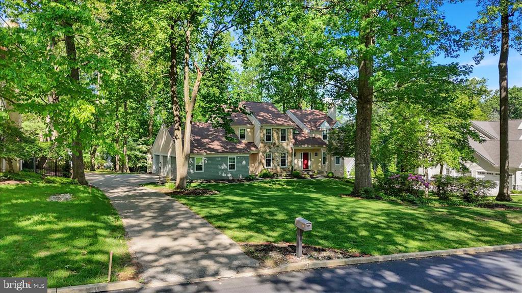 586 Berwyn Baptist Rd