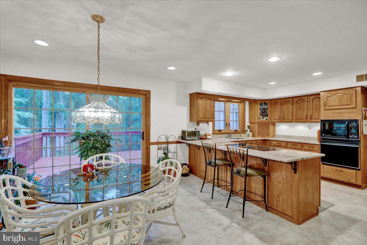 586 Berwyn Baptist Rd