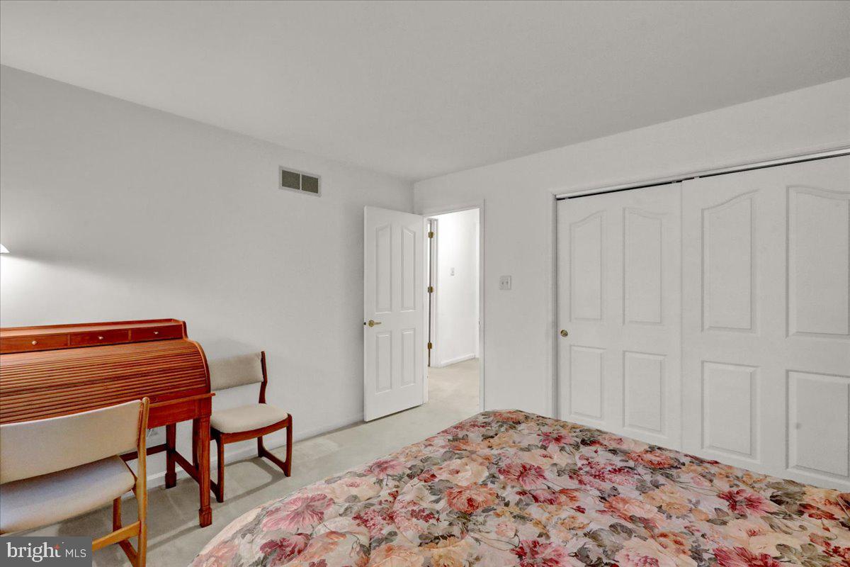 586 Berwyn Baptist Rd