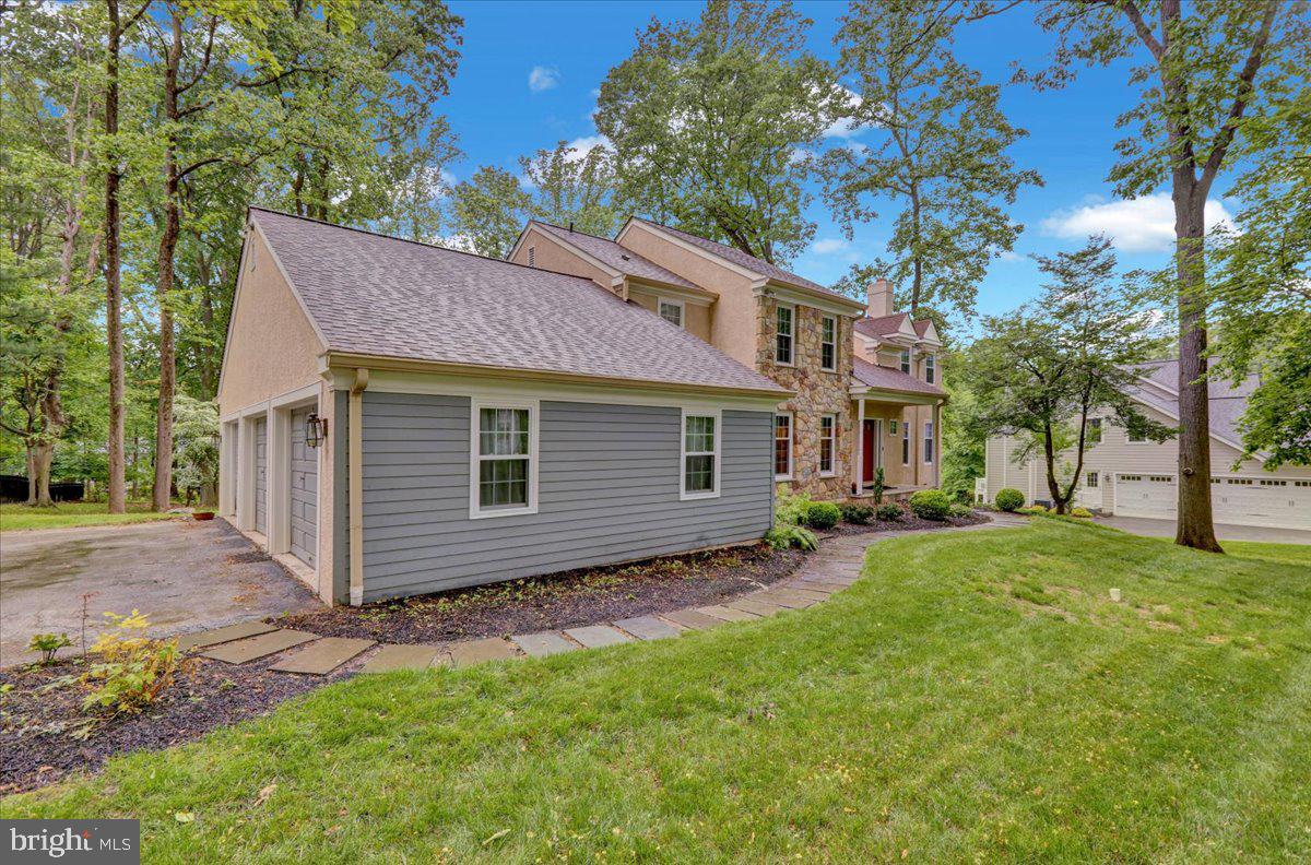 586 Berwyn Baptist Rd