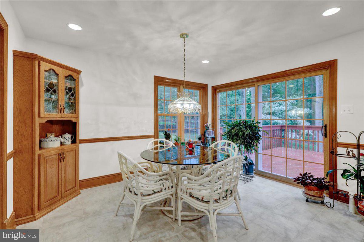 586 Berwyn Baptist Rd