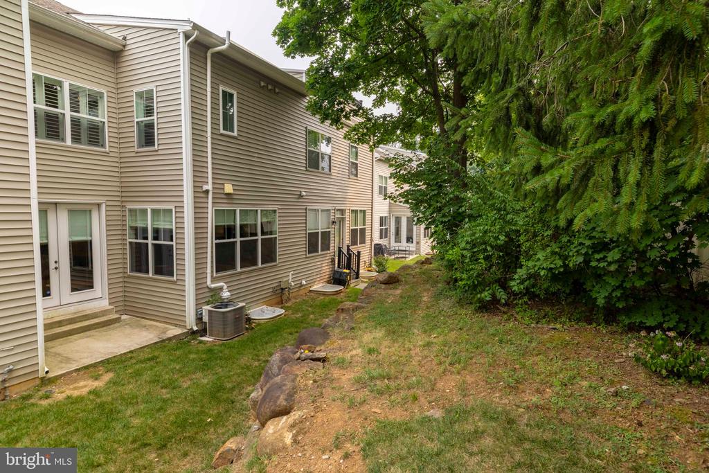 38 NEW COUNTRYSIDE DRIVE