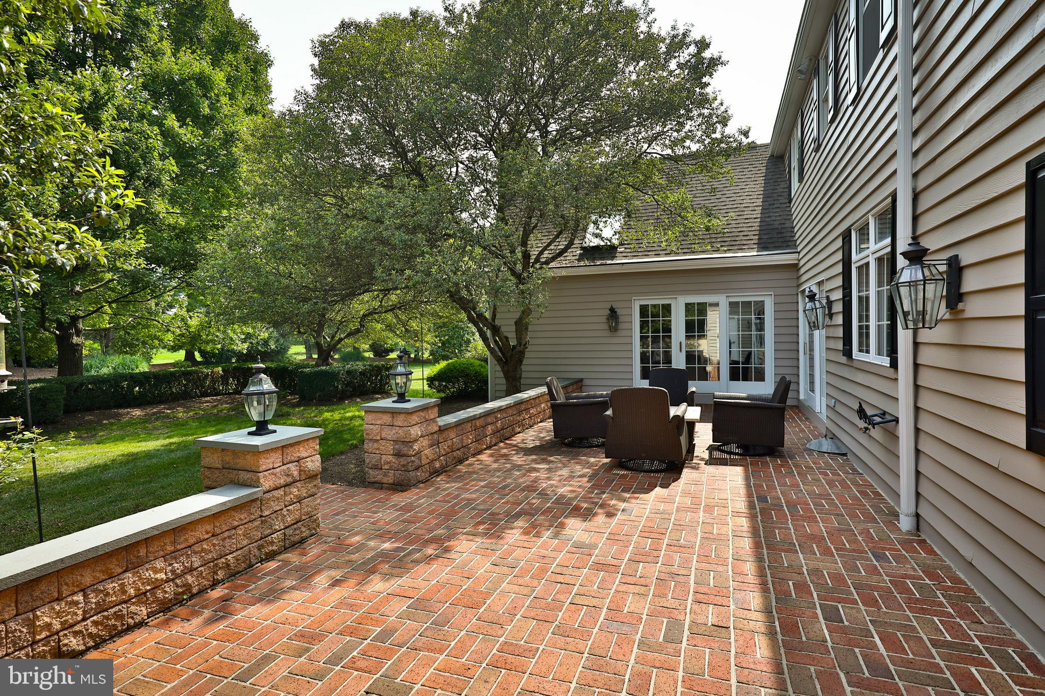 1208 Hunt Seat Dr