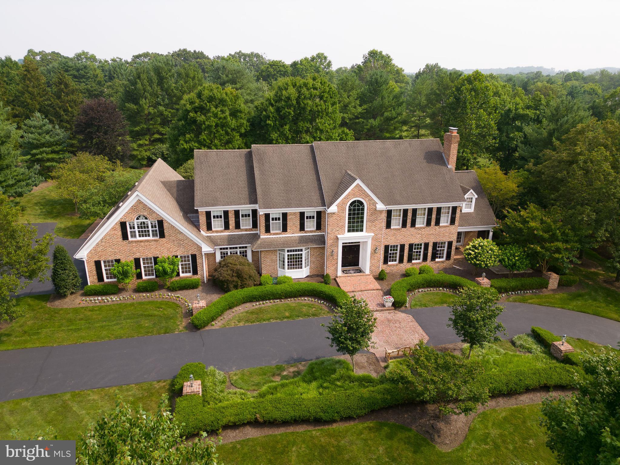 1208 Hunt Seat Dr